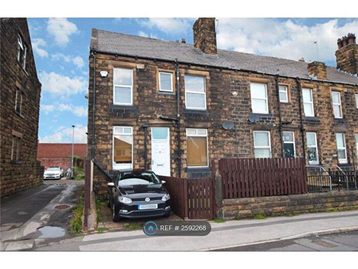 3 Bedroom Terraced House To Rent In Glenmount Terrace, Morley, Leeds, LS27
