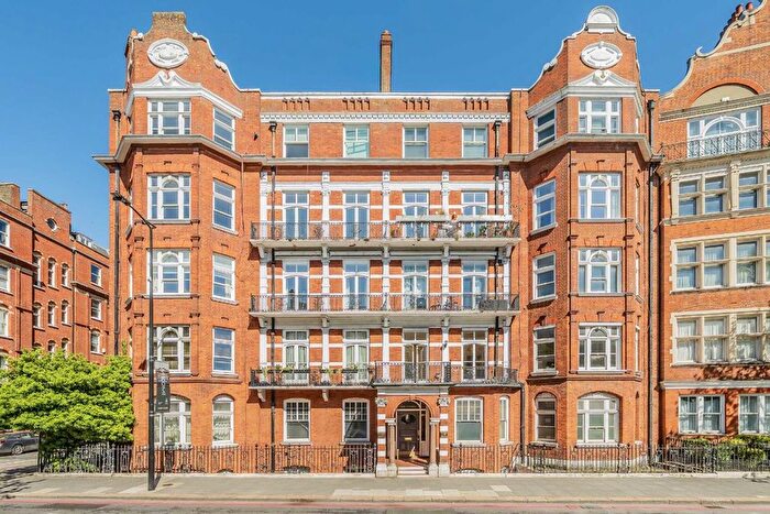2 Bedroom Flat For Sale In Earls Court Road, Earls Court, SW5
