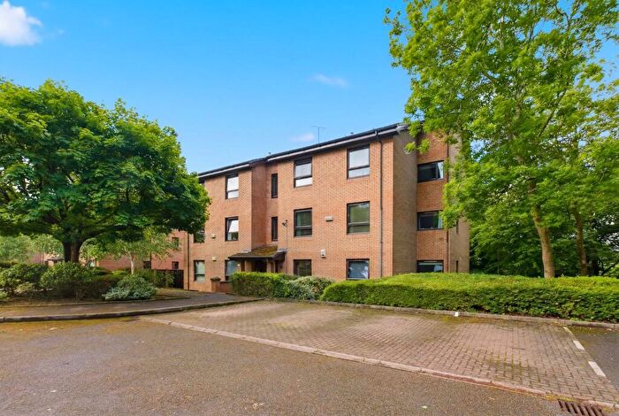 2 Bedroom Flat For Sale In Mansionhouse Gardens, Langside, G41
