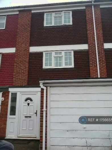 3 Bedroom Terraced House To Rent In Launceston Close, London, RM3