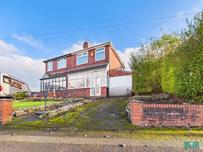 3 Bedroom Semi-Detached House For Sale In The Crescent, Shaw, Greater Manchester, OL2