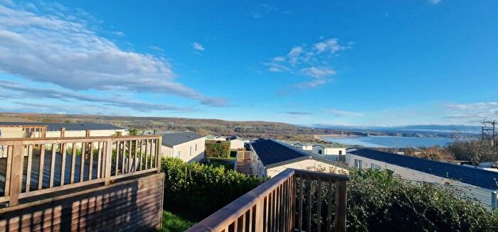 2 Bedroom Lodge For Sale In Oxwich, Swansea, SA3