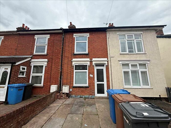 3 Bedroom Terraced House To Rent In Foxhall Road, Ipswich, IP3