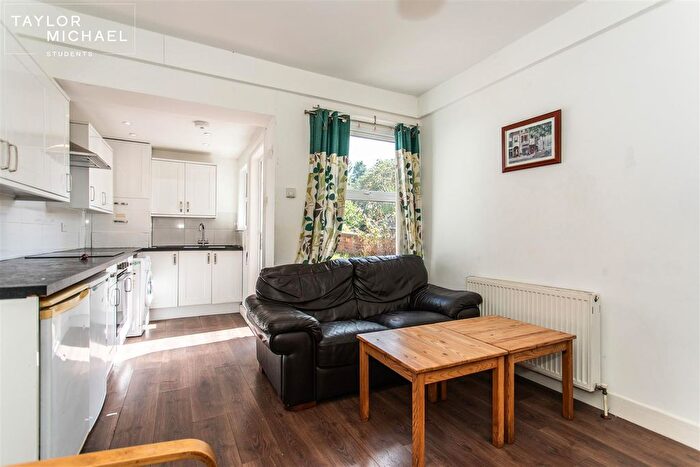 4 Bedroom Terraced House To Rent In Hartington Place, Brighton, BN2