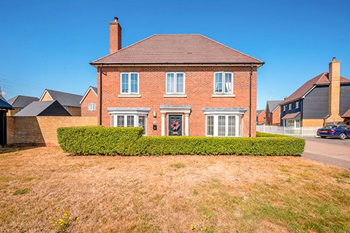 4 Bedroom Detached House For Sale In Burners Walk, Wouldham, ME1