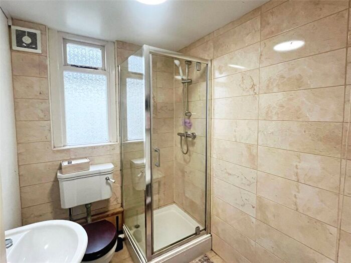 1 Bedroom Flat To Rent In Claude Road, Cardiff, CF24