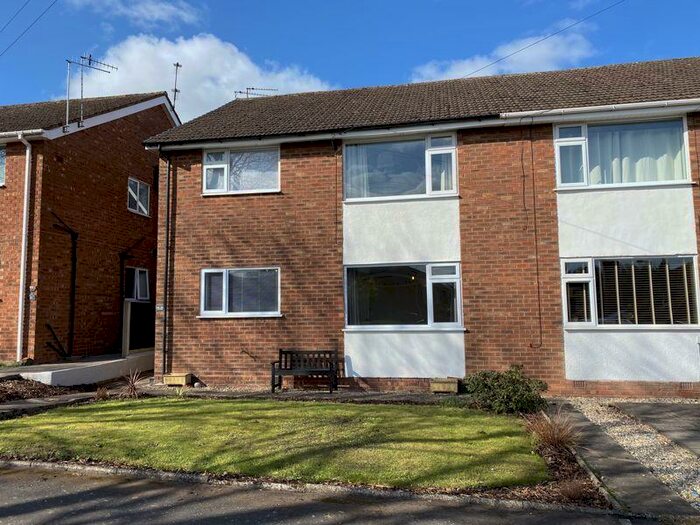 2 Bedroom Flat To Rent In Priory Road, Oldswinford, DY8