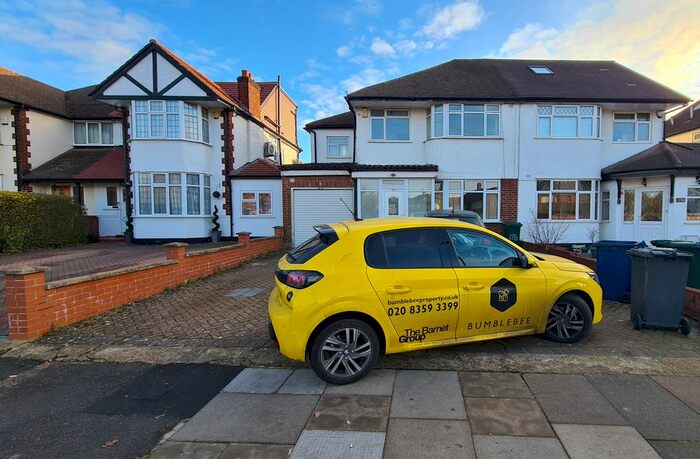 5 Bedroom Semi-Detached House To Rent In Broadfields Avenue, Edgware, HA8