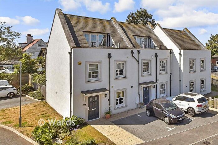4 Bedroom Town House For Sale In Clarence Road, Herne Bay, Kent, CT6