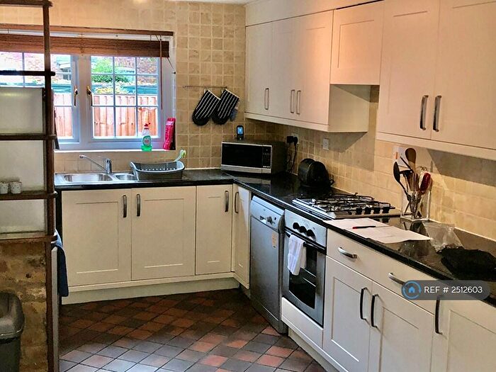 4 Bedroom Semi-Detached House To Rent In Russia Dock Road, London, SE16