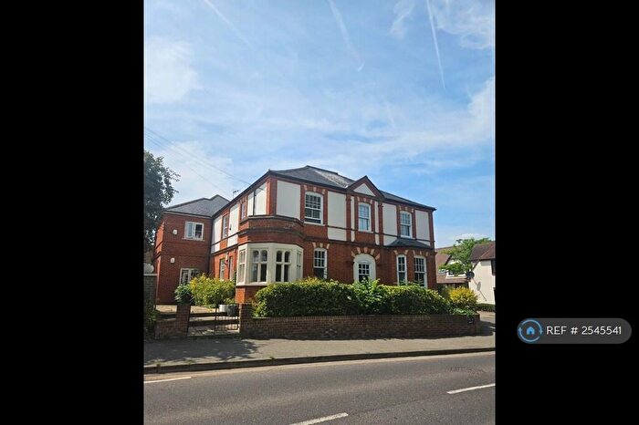 1 Bedroom Flat To Rent In High Street, Great Baddow, Chelmsford, CM2