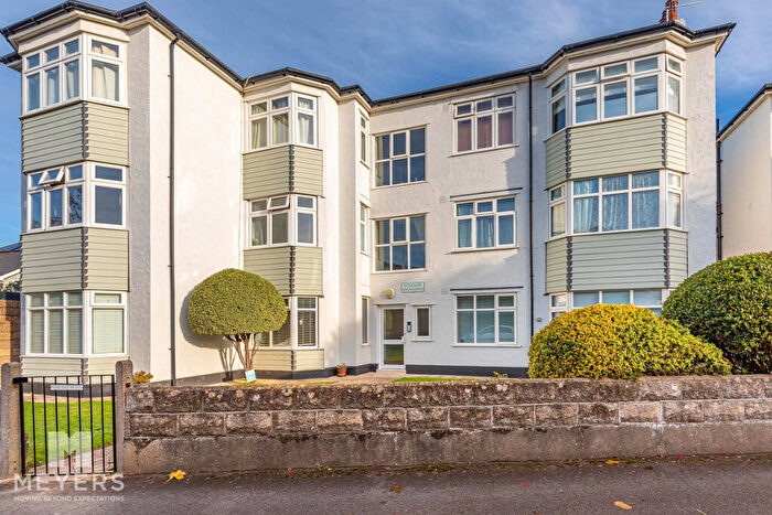 2 Bedroom Apartment To Rent In Windsor Mansions, Bournemouth, BH6