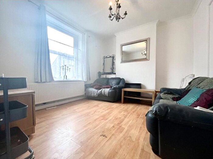 4 Bedroom Terraced House To Rent In Letty Street, Cardiff, CF24
