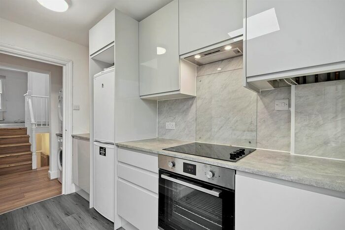 1 Bedroom Flat To Rent In Churchfield Road, London, W3