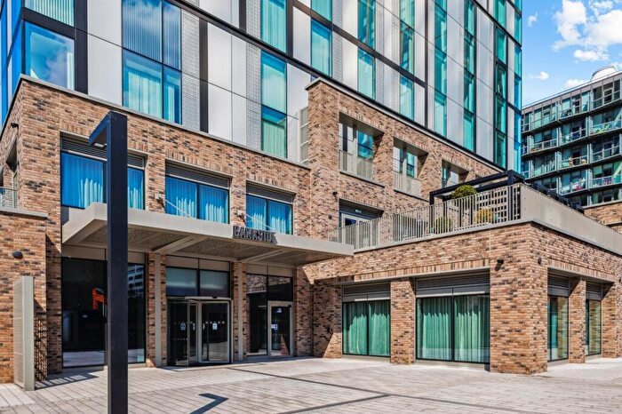 1 Bedroom Apartment For Sale In Bankside Boulevard, Salford, Greater Manchester, M3
