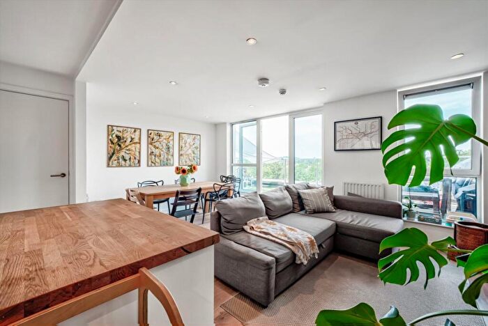 2 Bedroom End Of Terrace House To Rent In Elm Road, Wembley, HA9