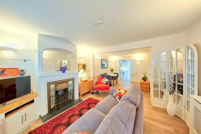 3 Bedroom Terraced House To Rent In Bell Road, East Molesey, Surrey, KT8
