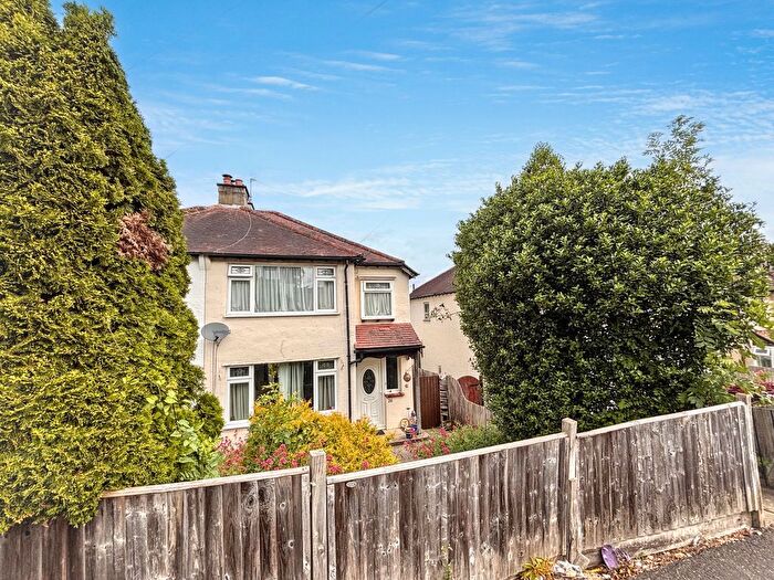 3 Bedroom Semi-Detached House For Sale In Coulsdon, Surrey, CR5