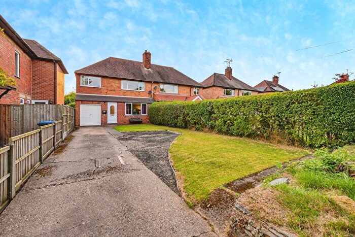 3 Bedroom Semi-Detached House For Sale In Upwoods Road, Doveridge, Ashbourne, DE6
