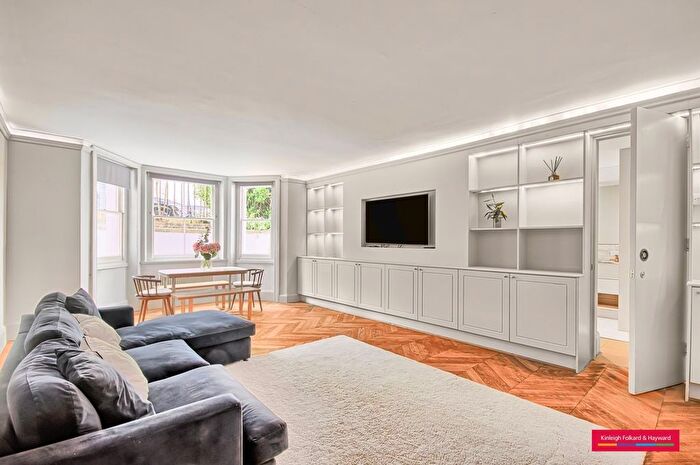 3 Bedroom Flat To Rent In Strathmore Gardens, London, W8