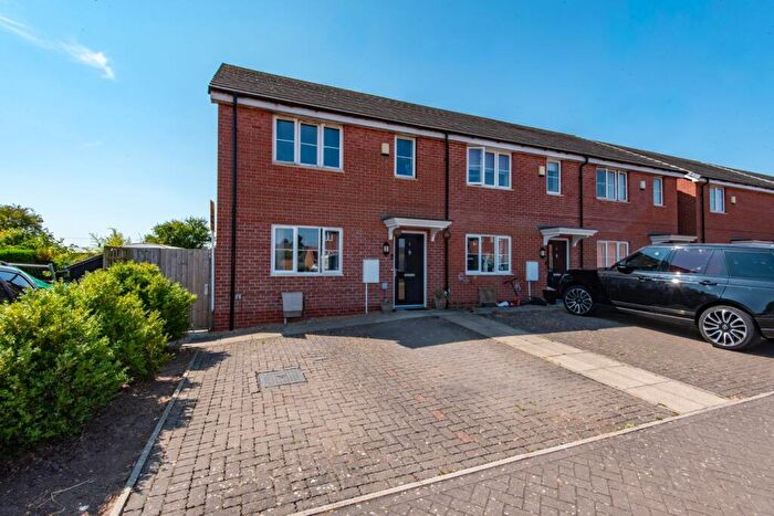 3 Bedroom End Of Terrace House For Sale In Arnhem Way, Donington, Spalding, PE11