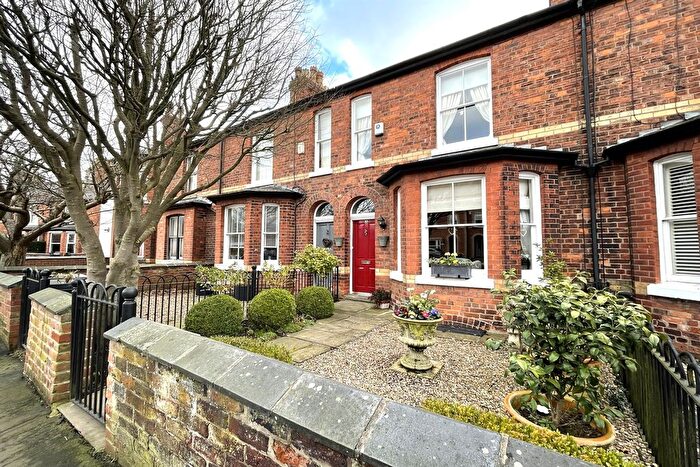 2 Bedroom Terraced House For Sale In Bexton Road, Knutsford, WA16