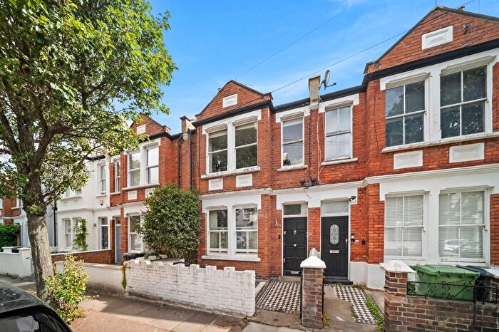 2 Bedroom Flat For Sale In Breer Street, South Park, SW6