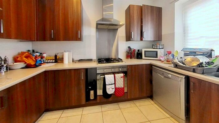 2 Bedroom House To Rent In Elliott Road, Birmingham, B29