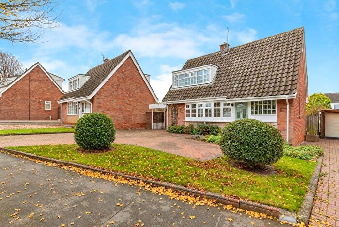 2 Bedroom Detached Bungalow For Sale In Barrowby Gate, Grantham, NG31
