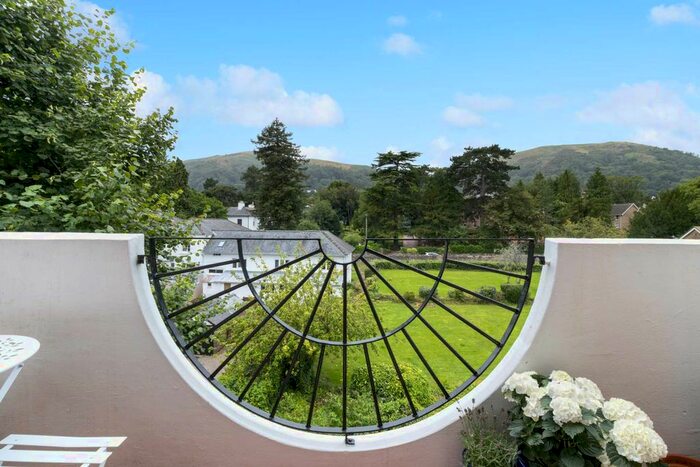 3 Bedroom Flat To Rent In Imperial Road, Malvern, WR14
