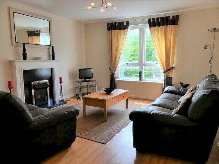 2 Bedroom Flat To Rent In Justice Mill Brae, City Centre, Aberdeen, AB11