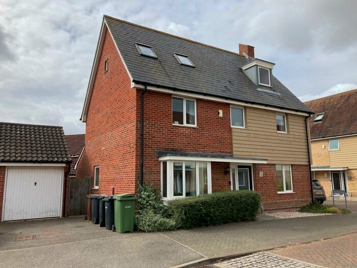 5 Bedroom House To Rent In Linnett Road, Queens Hills, Norwich, NR8