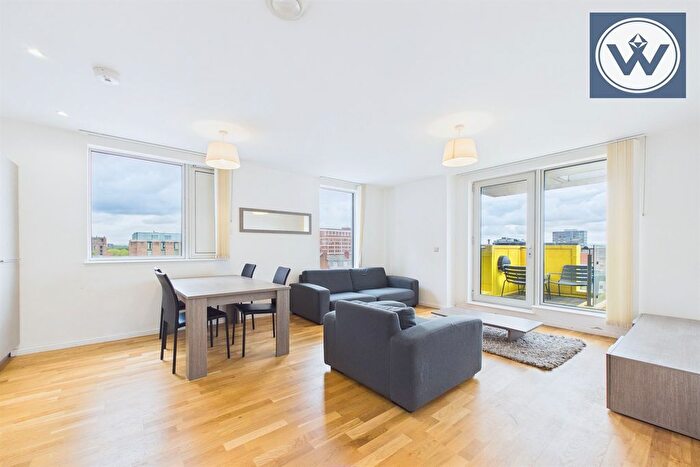 2 Bedroom Flat To Rent In One Smithfield Square, M4
