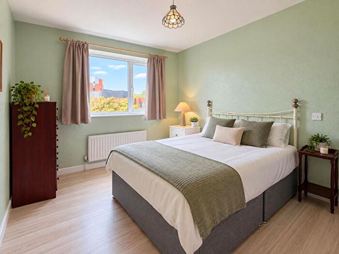 1 Bedroom Apartment To Rent In Viceroy Court, Croydon, CR0