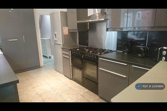 4 Bedroom Terraced House To Rent In Delaunays Road, Manchester, M8