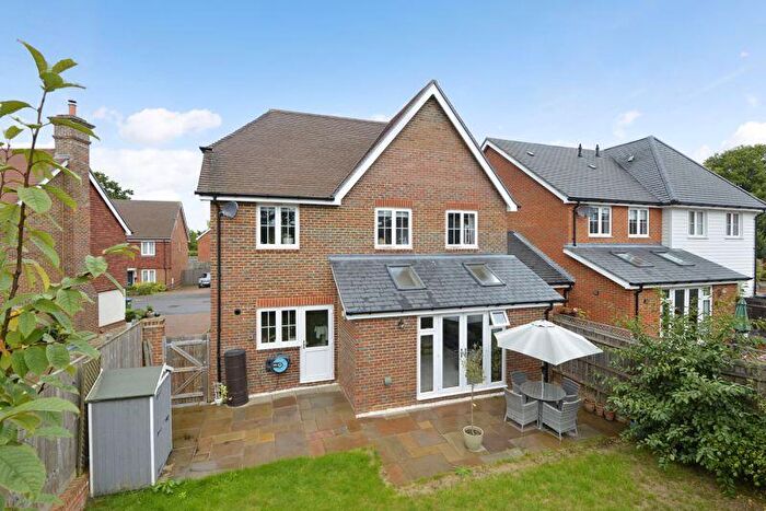 5 Bedroom Detached House For Sale In Windacres Farm Lane, Horsham, RH12