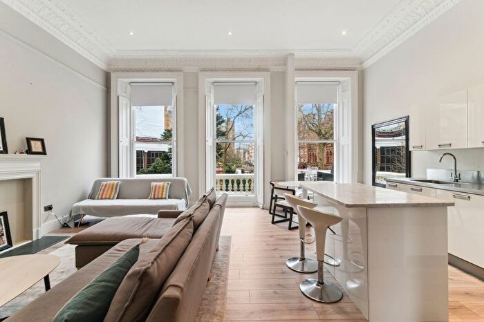 1 Bedroom Terraced House To Rent In Ashburn Gardens, Gloucester Road, SW7