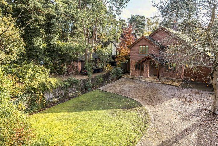 5 Bedroom Detached House To Rent In Nine Mile Ride, Finchampstead, Wokingham, Berkshire, RG40