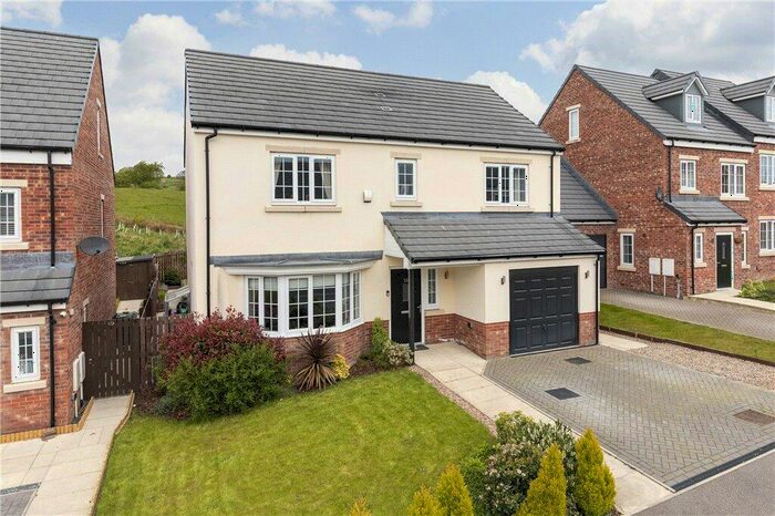 4 Bedroom Detached House For Sale In Wharfe Meadow Avenue, Otley, West Yorkshire, LS21
