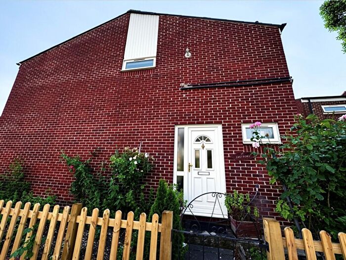 3 Bedroom End Of Terrace House For Sale In East Road, Burnt Oak, Edgware, HA8