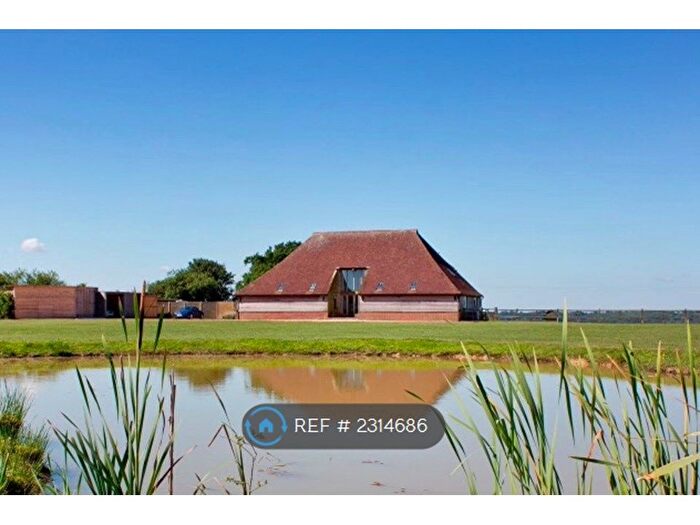 3 Bedroom Semi-Detached House To Rent In Redbrook Street, Ashford, TN26