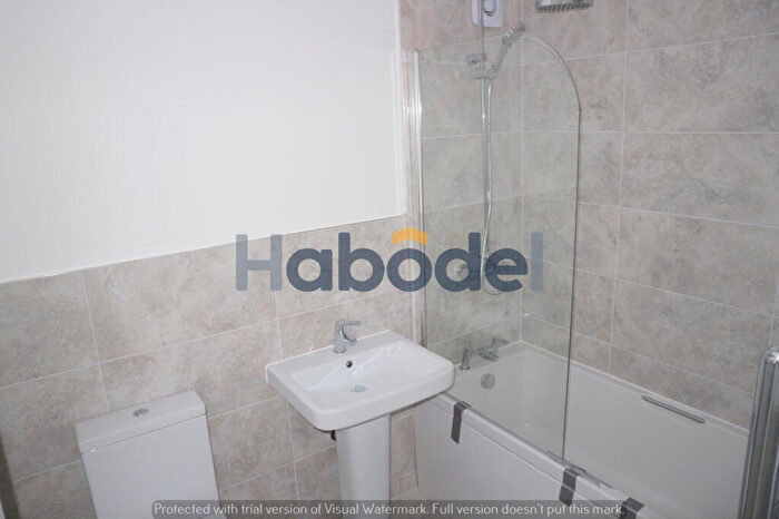 2 Bedroom Flat To Rent In Derby Road, Long Eaton, Nottingham, NG10