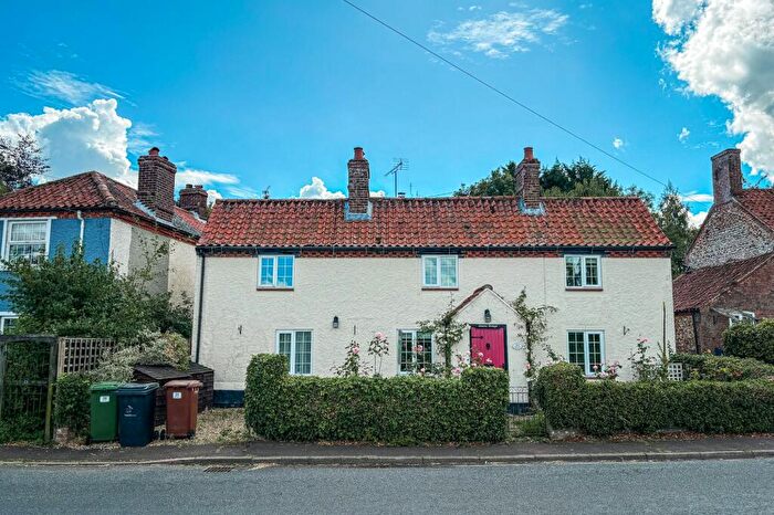 3 Bedroom Cottage For Sale In Chain Free In Weasenham, PE32