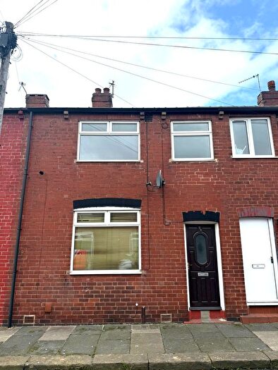 3 Bedroom Terraced House To Rent In Dawlish Avenue, Leeds, LS9
