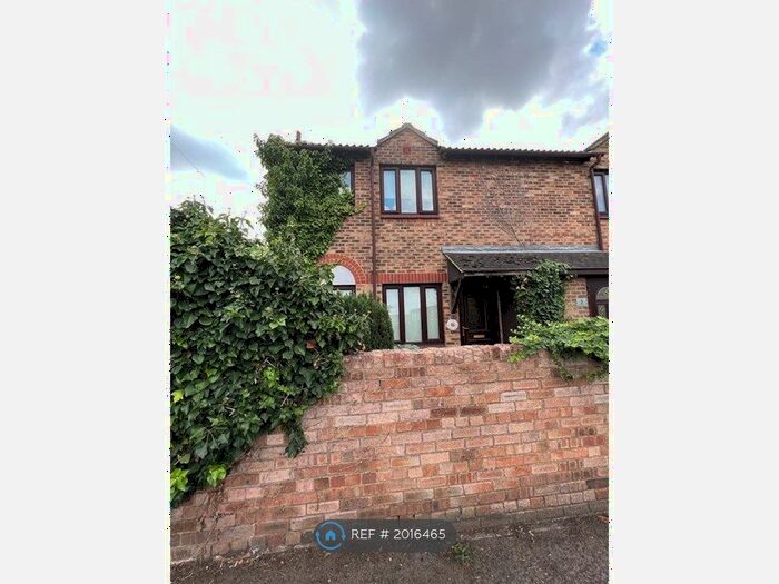 1 Bedroom Terraced House To Rent In St. Johns Mews, Corringham, Stanford-Le-Hope, SS17