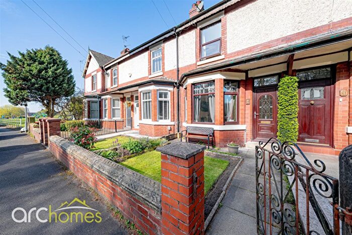 3 Bedroom Terraced House For Sale In Danes Avenue, Hindley, Wigan, WN2