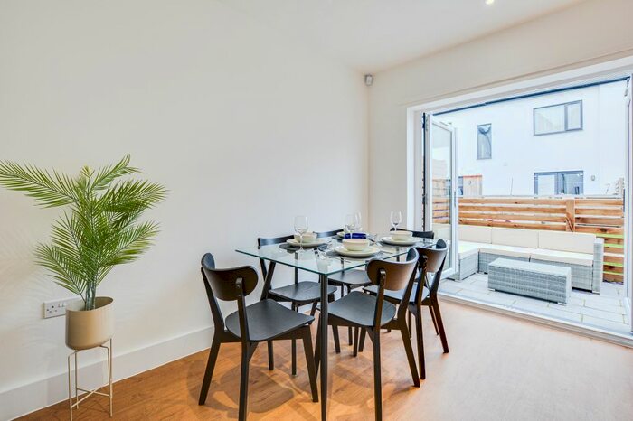 3 Bedroom Terraced House To Rent In Voelas Street, Liverpool, L8