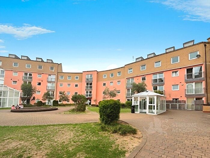 1 Bedroom Flat To Rent In Wooldridge Close, Feltham, TW14