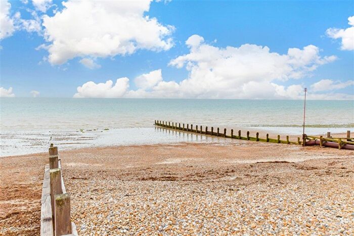 1 Bedroom Flat For Sale In The Esplanade, Bognor Regis, West Sussex, PO21