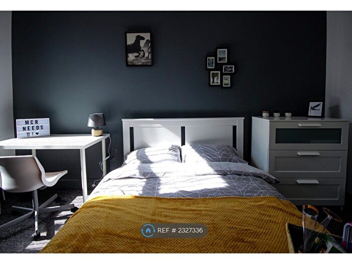 5 Bedroom Terraced House To Rent In Beeley Street, Salford, M6